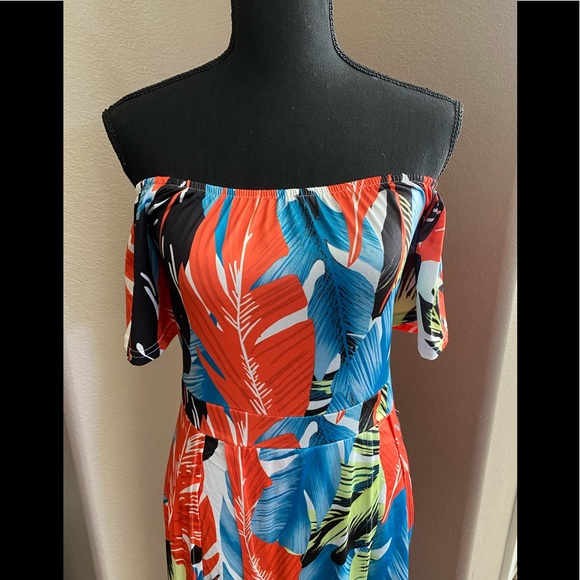 NWOT Off The Shoulder Romper/Dress - Picture 6 of 6